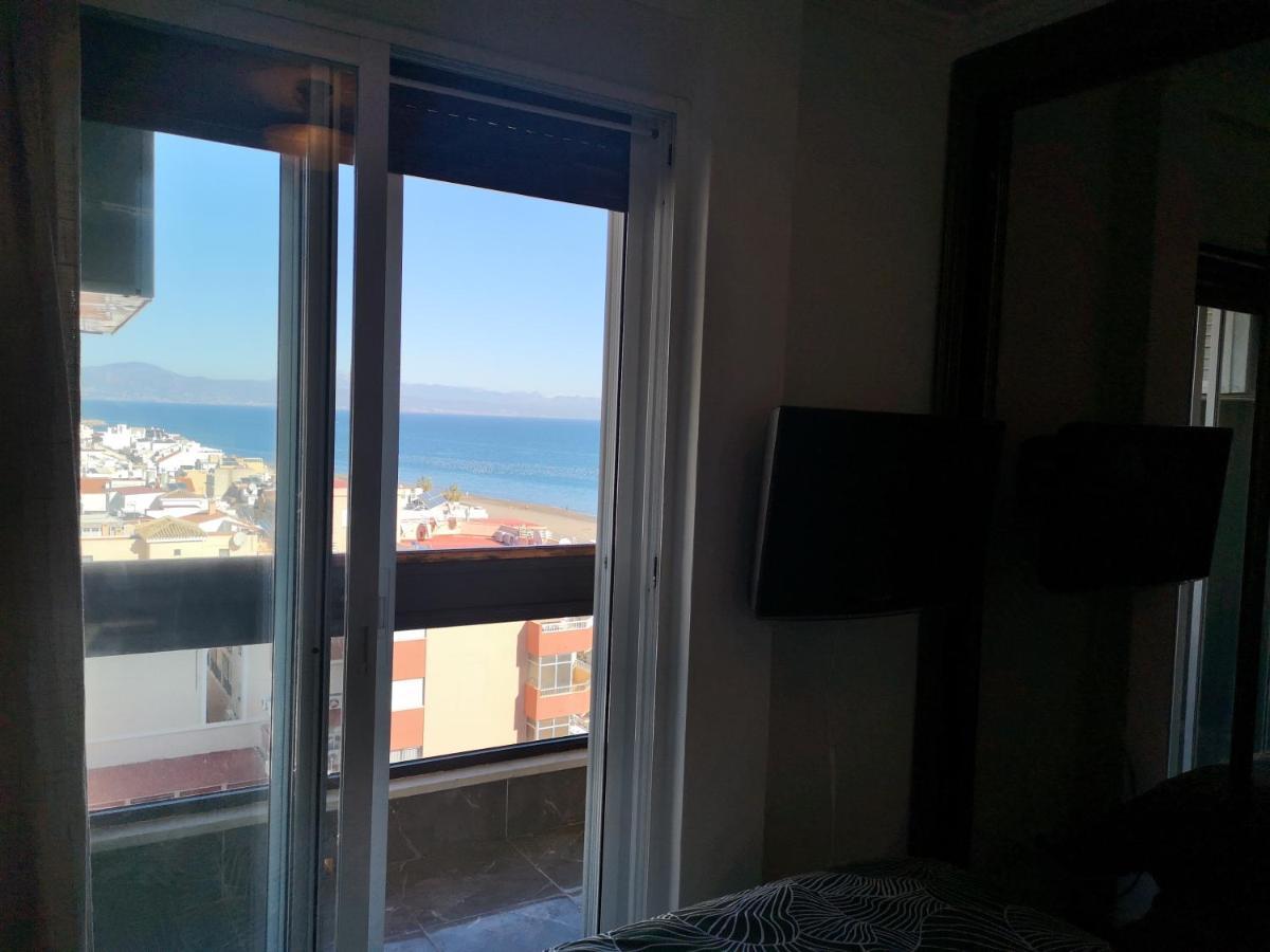 Apartamento 1ª Linea Playa Garaje Piscinas Terraza Torremolinos Dış mekan fotoğraf